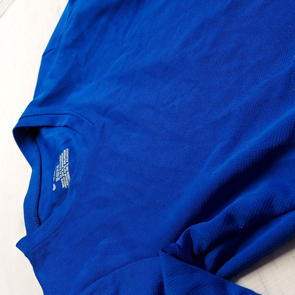 ASICS exercise or running long sleeve